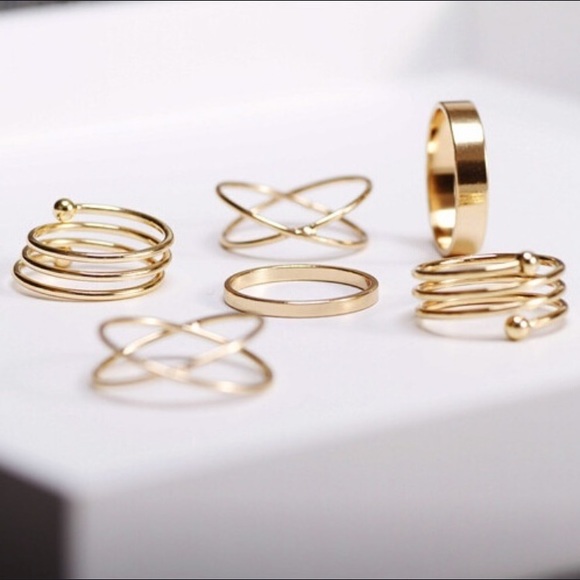 Jewelry - 🔥🔥Gold plated midi/knuckle rings!